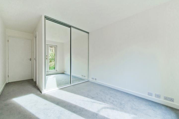 			1 Bedroom, 1 bath, 1 reception Flat			 Admiral Walk, MAIDA VALE